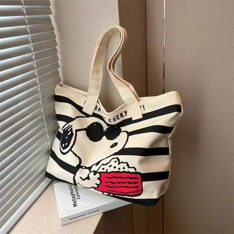 Snoopy Cute Cartoon Large Capacity Canvas Bag for Female Students To Hold Books and Commute Maternity Checkup Tote Mommy Bag